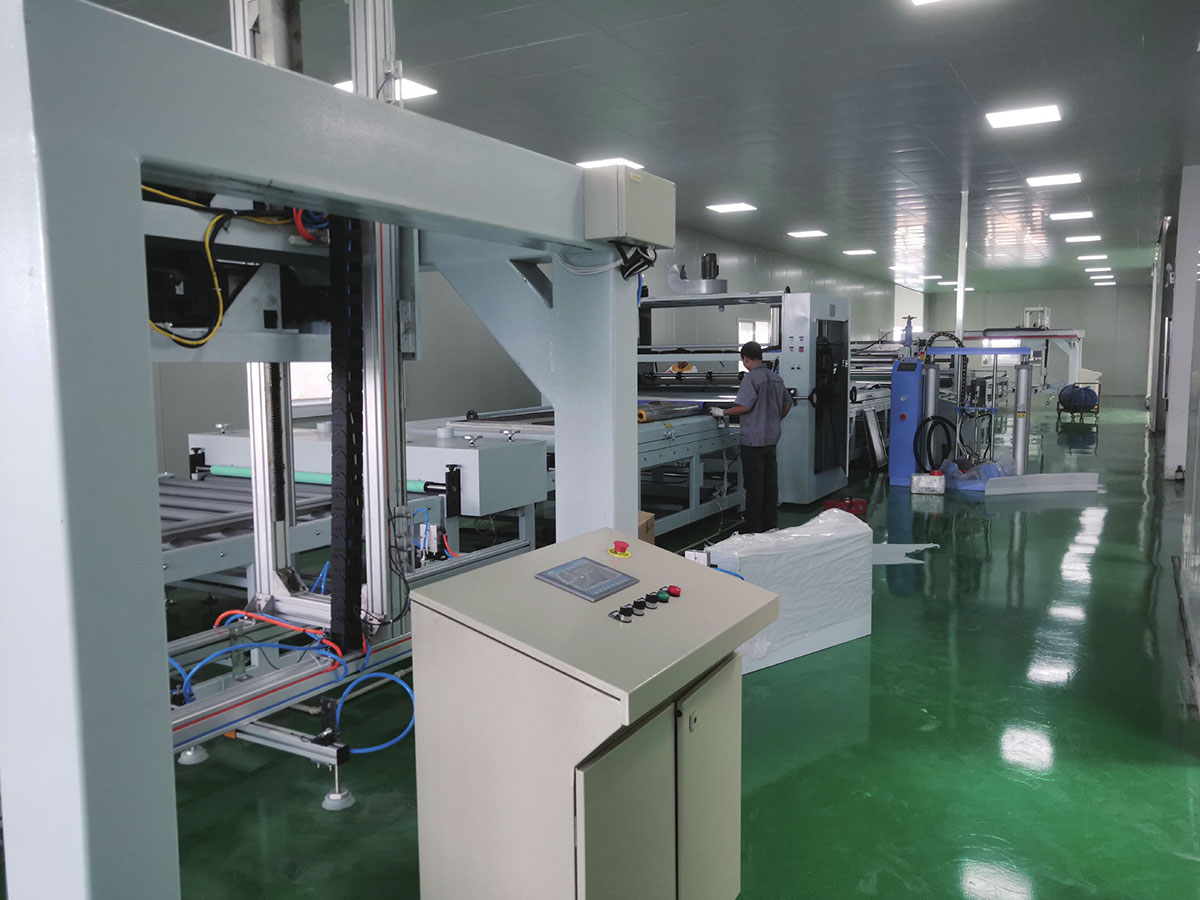 PUR-pinnoite ja -kalvo Laminute Line